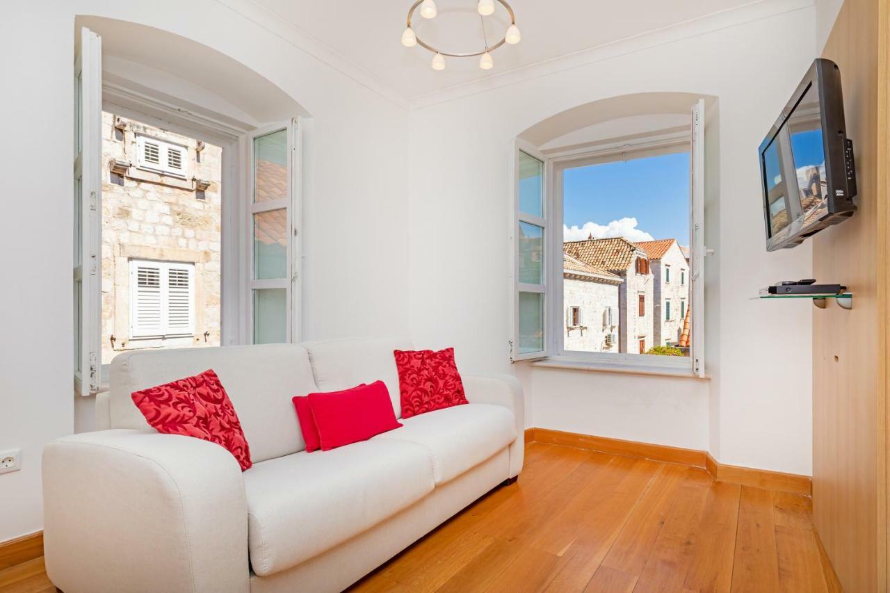Apartment Feri *